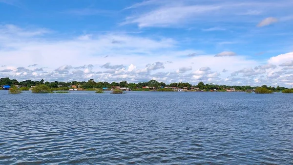 Rio de Mamore. Bolivya, Güney Amerika.