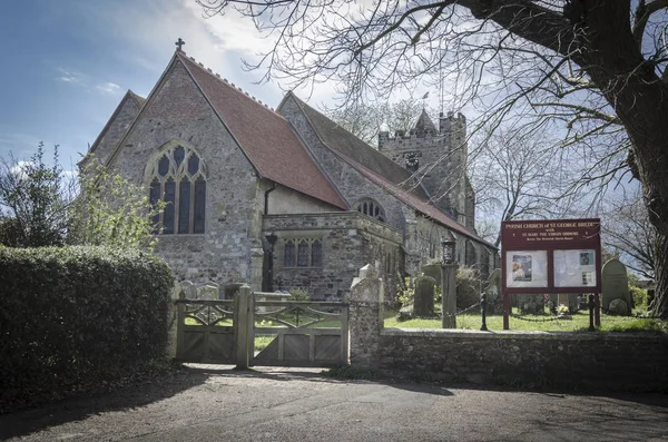 Plébánia Szent György-templom, Brede, Kent, Egyesült Királyság — Stock Fotó