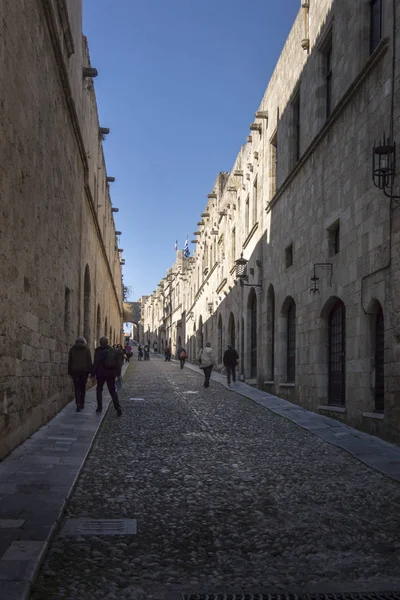 Calle en el casco antiguo, Rodas — Foto de Stock