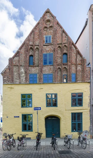 シュトラールズント、ドイツのゴシック様式の建物 — ストック写真