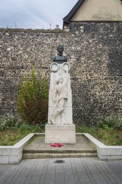 Edith cavell Anıtı