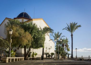 Kilise ve Plaza Benidorm, İspanya