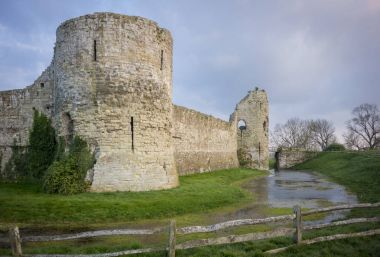 Pevensey Castle Harabeleri, Sussex, İngiltere