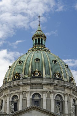 Kilise Tavanı, Kopenhag, Danimarka