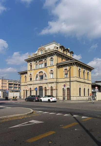 Edificio Estación Tren Ciudad Bérgamo Italia Europa —  Fotos de Stock
