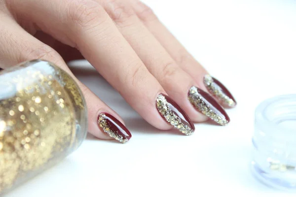 Or scintillant nail art — Photo