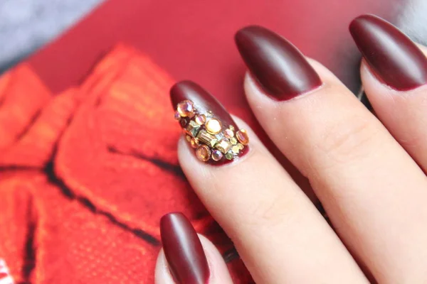 Κόκκινο nailart νύχια κόσμημα — Φωτογραφία Αρχείου