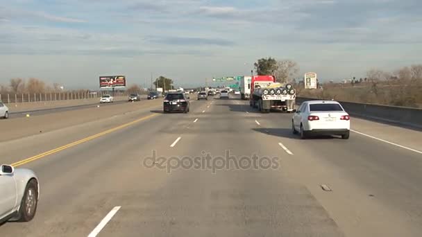 Дорога по автостраде Калифорнии — стоковое видео