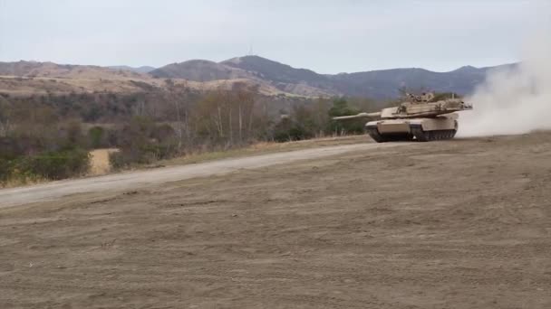 M1A1 abrams hlavní bitevní tank 4. tankový prapor roční výcvik — Stock video