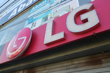  Hikkaduwa, Sri Lanka - 19 Kasım 2019: LG Electronics Inc. satış noktası veya hizmet merkezi