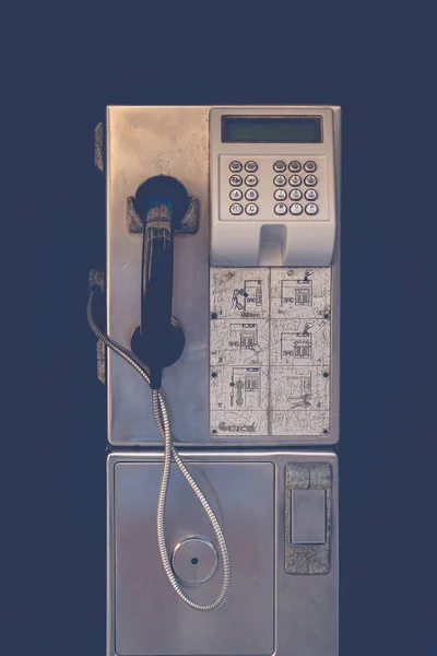 Vintage nyilvános telefonfülke Havannában, Kubában — Stock Fotó