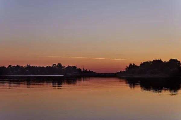 Nice landscape with sunset on lake — Stock Photo, Image