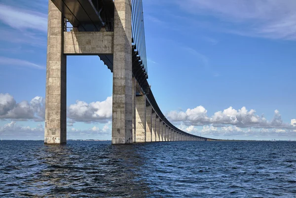 De brug tussen Denemarken en Zweden, Oresundsbron — Stockfoto