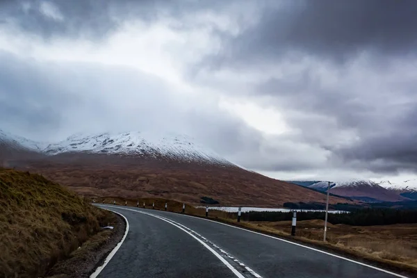Camino Abierto Que Atraviesa Escocia — Foto de Stock