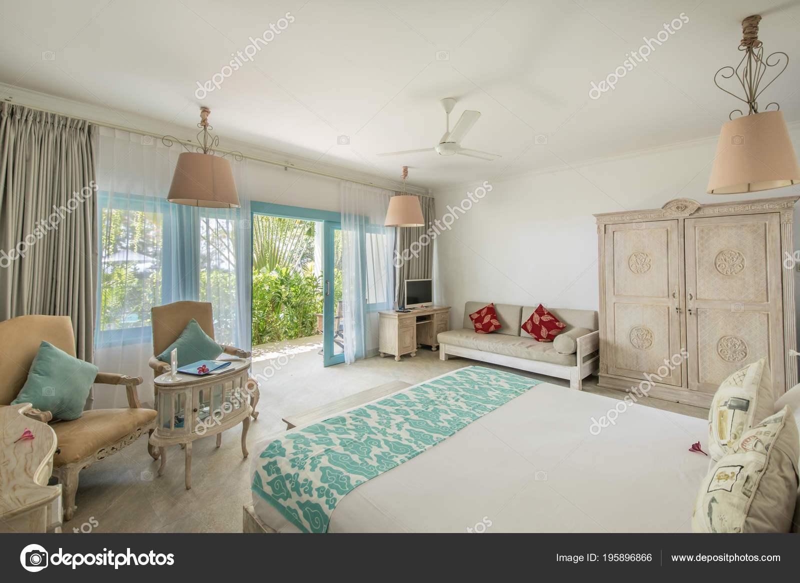 Weisser Raum Mit Einem Vintage Interieur Stil Der Provence