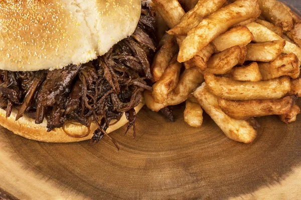 Hautnah auf Pulled Pork Sandwich — Stockfoto