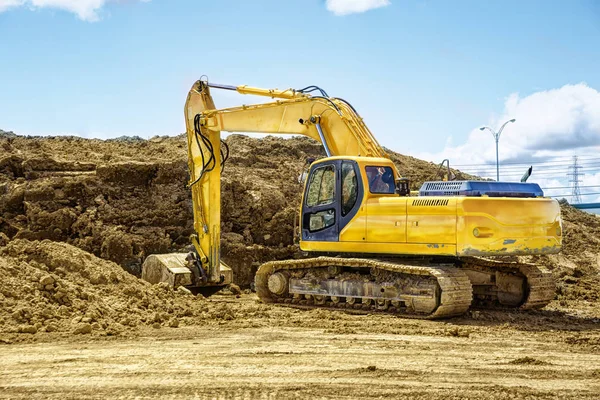 Excavator machinery at construction site — Stock Photo, Image