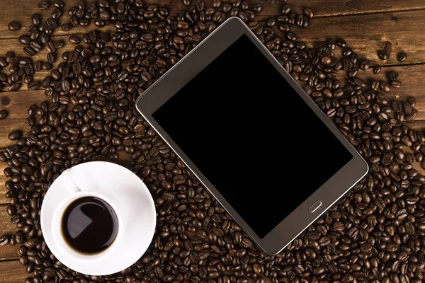 Taza Café Mañana Con Una Tableta Digital Para Trabajo Negocios — Foto de Stock