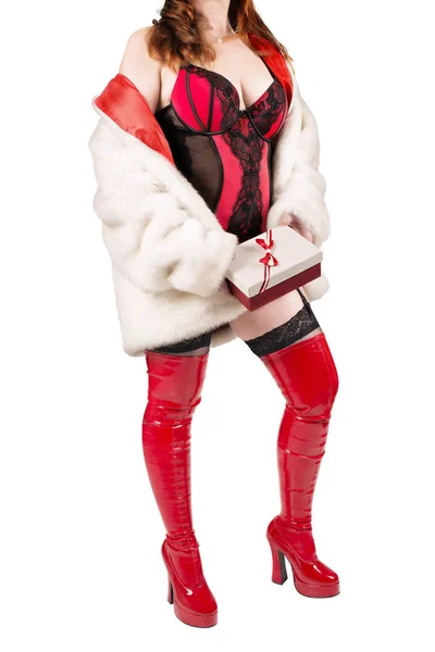 白い背景に分離された 赤と黒の下着を身に着けている美しいセクシーな女の子 クリスマス休暇の概念 — ストック写真