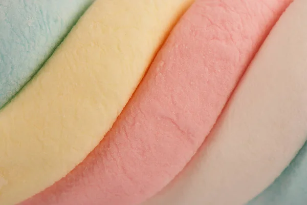 Bovenaanzicht Textuur Van Kleurrijke Gedraaide Marshmallow Snoepjes Macrofotografie — Stockfoto