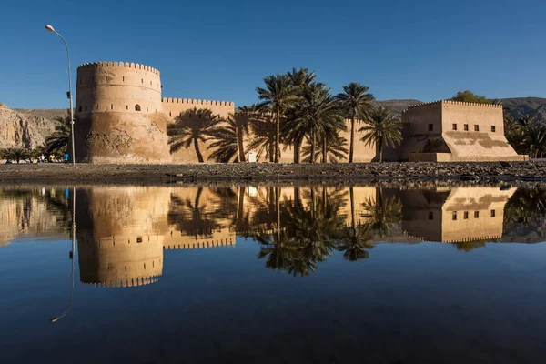 Khasab castle, oman, arabien lizenzfreie Stockbilder