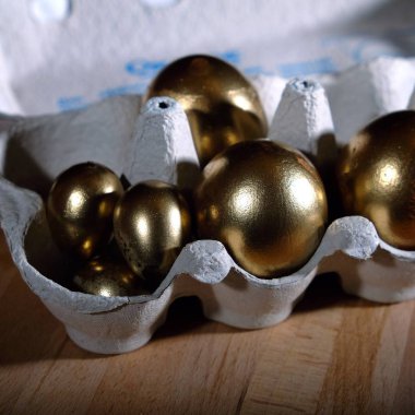 Mutlu paskalyalar. Paskalya yumurtaları ve Paskalya dekorasyon