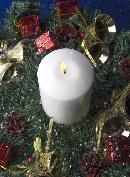 Christmas Decorations With Lit Candle — Stock Photo, Image