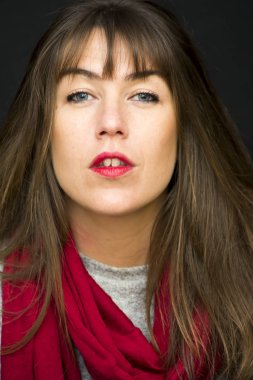 Güzel bir kadının portresi. 