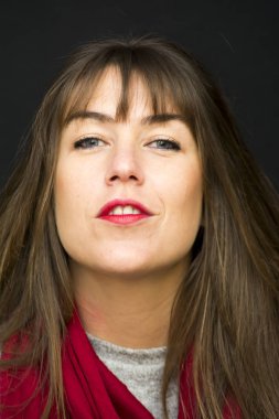 Güzel bir kadının portresi. 