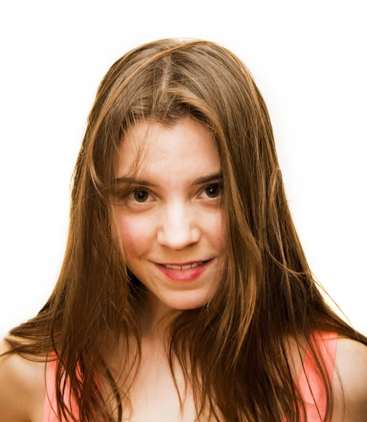 揺れ髪の美しい若い女性の肖像画 — ストック写真