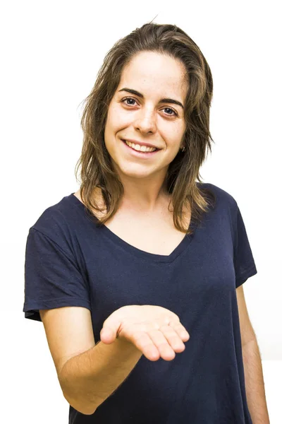 Portret van een mooie vrouw met haar open hand — Stockfoto