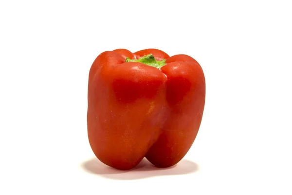 Κόκκινη πιπεριά που απομονώνεται σε λευκό φόντο — Φωτογραφία Αρχείου