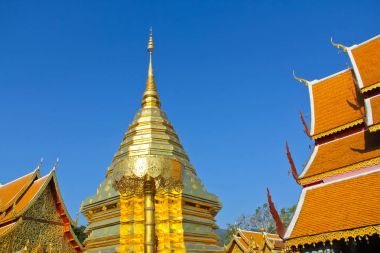 Golden Pagoda, Phra bu DOI Suthep Chiang Mai, Tayland. 