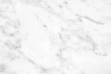 Beyaz Carrara mermer banyo veya kitch'deki doğal ışık yüzey