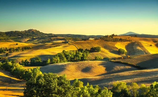 Tuscany sommaren, Montepulciano medeltida by. Siena, Italien — Stockfoto