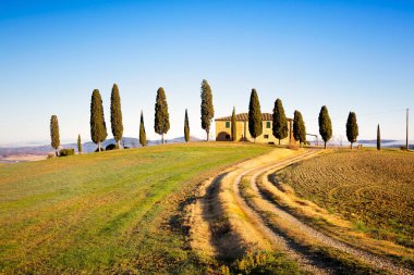 Pienza, Toskana / İtalya - 20 Aralık 2015: ikonik tarım arazileri ben C