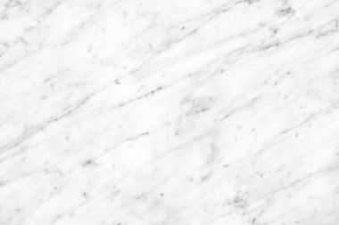 Beyaz Carrara mermer banyo veya kitch'deki doğal ışık yüzey