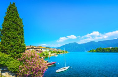 Como Gölü, Isola Comacina köyü ve adası. İtalya