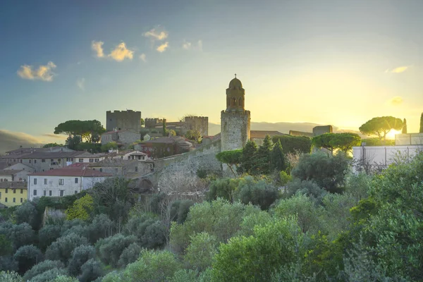 Castiglione della Pescaia), старовинний панорамний вид. Маремма Т — стокове фото