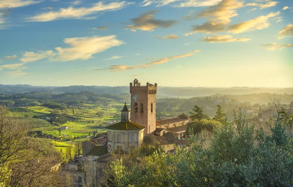 San Miniato klocktorn av domkyrkan. Pisa, Toscana Italien euro — Stockfoto