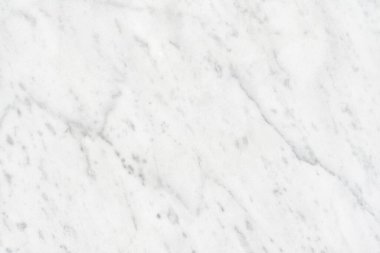 Beyaz Carrara mermeri banyo ya da mutfak beyaz tezgahı için doğal ışık. Yüksek çözünürlüklü doku ve desen.