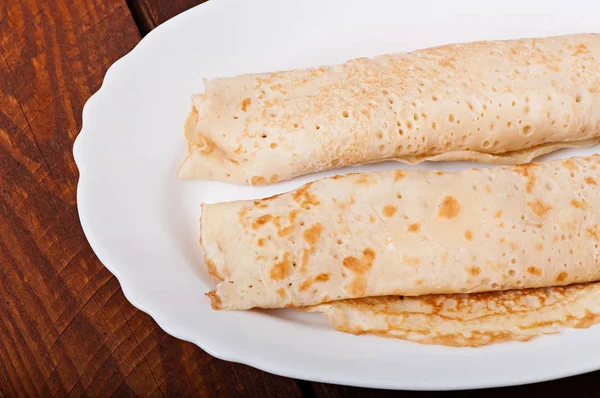 Panqueques rellenos de queso, deliciosa comida . —  Fotos de Stock