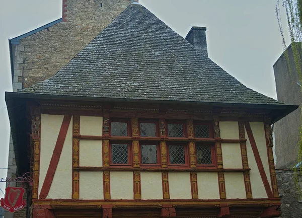 DINAN, FRANCE - April 7th 2019 - Upper floor on old medieval house — 스톡 사진