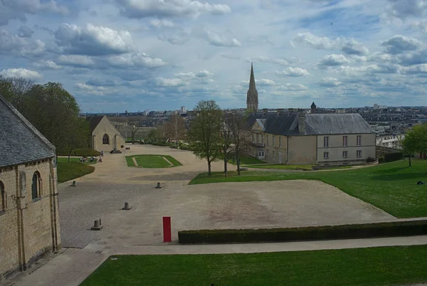 Landschaft in der historischen Burg von Caen — Stockfoto