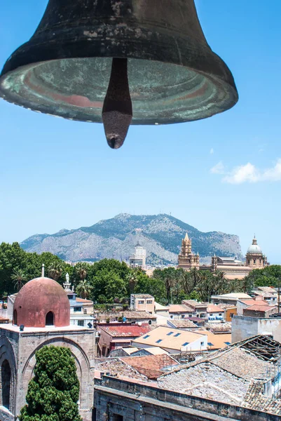 Palermo Mit Panoramablick Auf Die Kathedrale Und Die Eremitenkuppel Vom — Stockfoto