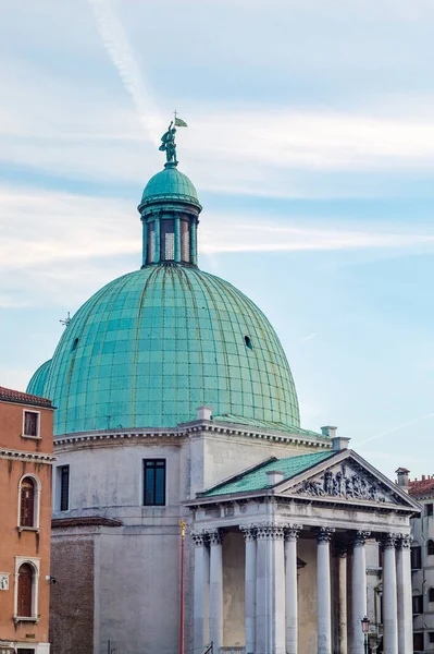 Kuppel Der Wunderschönen Kirche San Simone Venedig Italien — Stockfoto