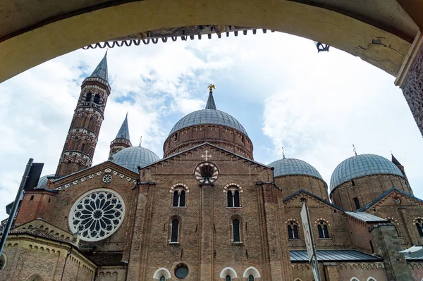 意大利帕多瓦市帕多瓦圣安东尼主教座堂 Basilica Sant Antonio Padova — 图库照片