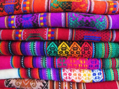 Perulu el yapımı yün kumaş