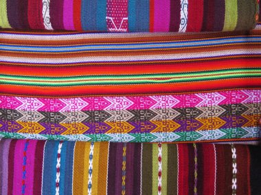 Perulu el yapımı yün kumaş