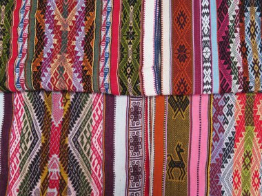 Perulu el yapımı yün kumaş